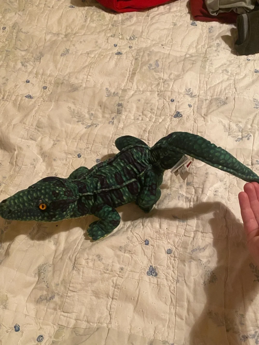 Green Plush Reptile Toy - Soft Stuffed Alligator for Pets & Kids